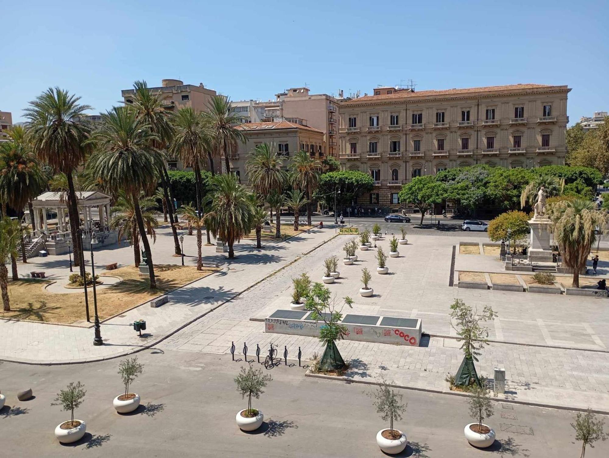 Politeama Crystal Rooms Palermo Exteriör bild